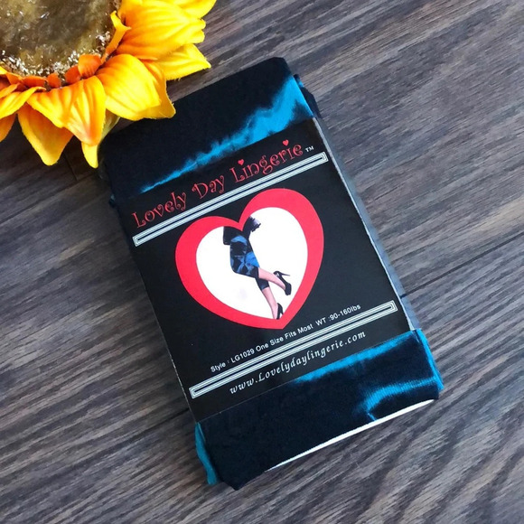 🌻5/$25🌻Lovely Day Lingerie Tye Dye Leggings - Picture 3 of 5